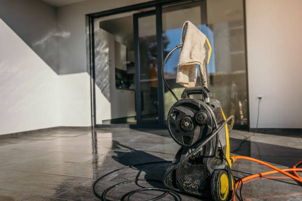 Best Commercial Pressure Washing in North Pearsall, TX